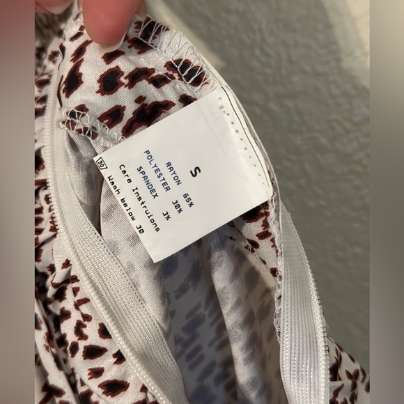 🌵Leopard Print Asymmetrical Skirt with Leg Slit - Picture 6 of 6